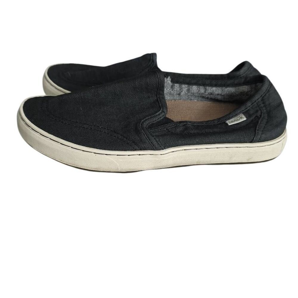 Sanuk Women's Size 7 Black Casual Sneakers